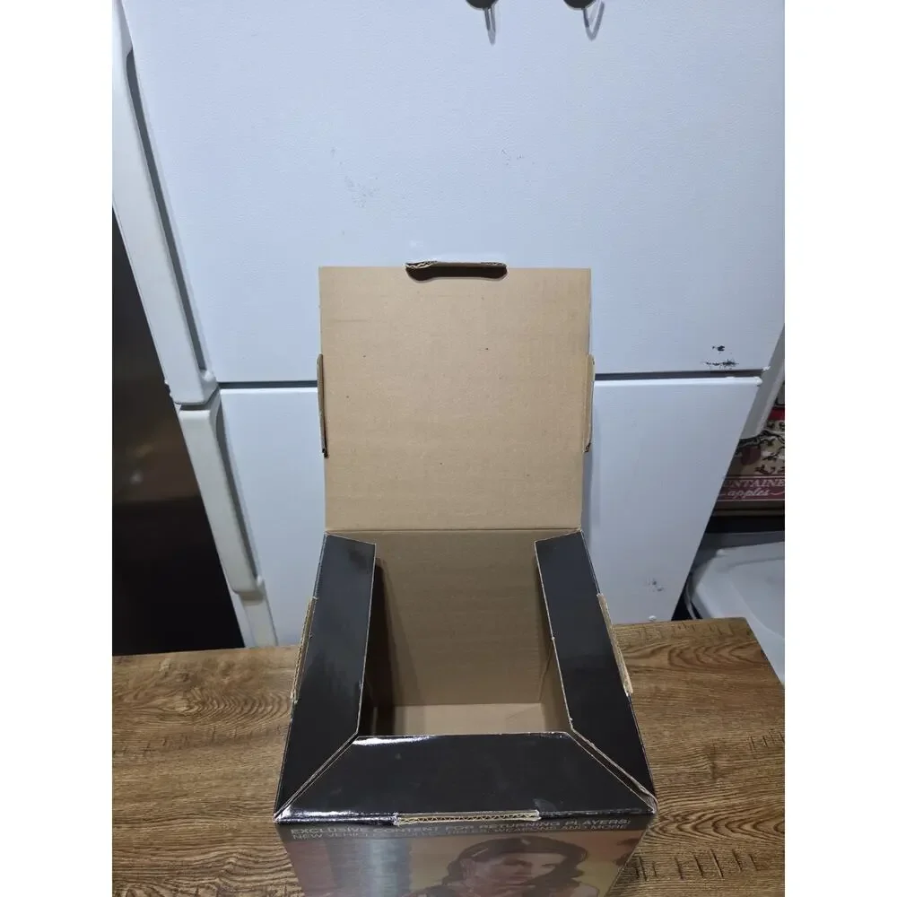 GRAND THEFT AUTO V Store Display Fold Up Promo Box GTA Video Game Promo PS4 XBOX